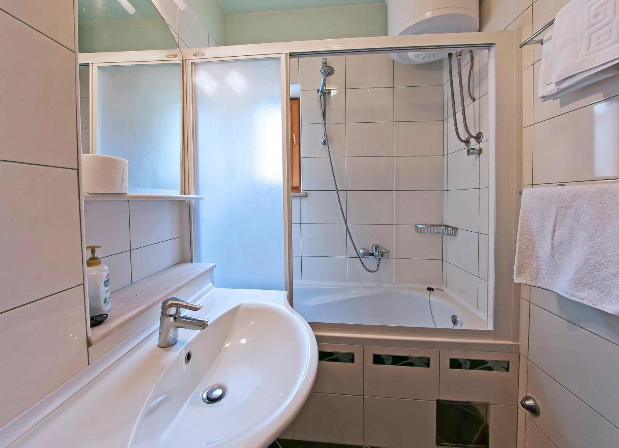Seas - Wild Orange Dubrovnik Apartment Zaton (Dubrovnik-Neretva)